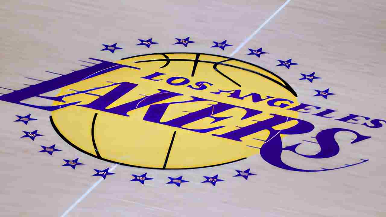 Jeanie Buss Lakers stake sale
